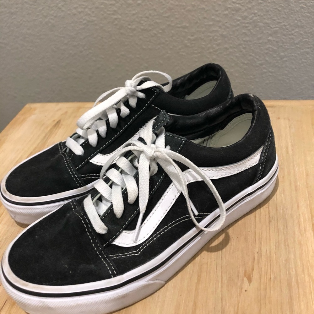 Women’s low top Vans